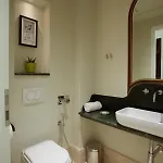 Ebel Boutique 4*