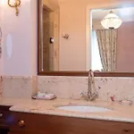 Ebel Boutique 4* Tirana