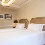 Ebel Boutique 4*