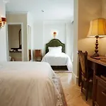 Ebel Boutique Hotel Tirana
