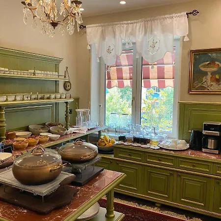 Ebel Boutique 4* Tirana