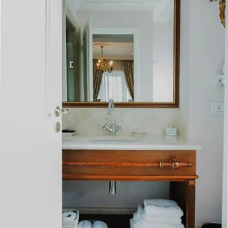 Ebel Boutique Hotell