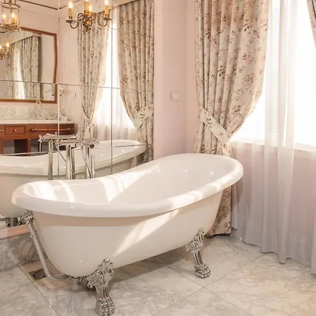 Ebel Boutique Hotell Tirana