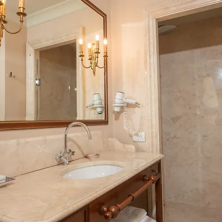 Ebel Boutique Hotell Tirana