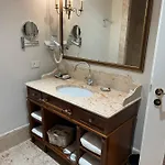 Ebel Boutique 4*
