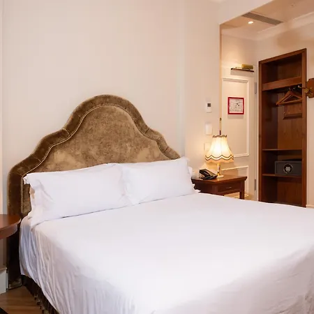Ebel Boutique Hotel 4*