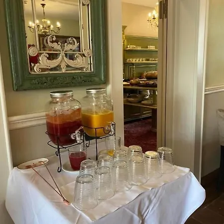 Ebel Boutique 4* Τίρανα