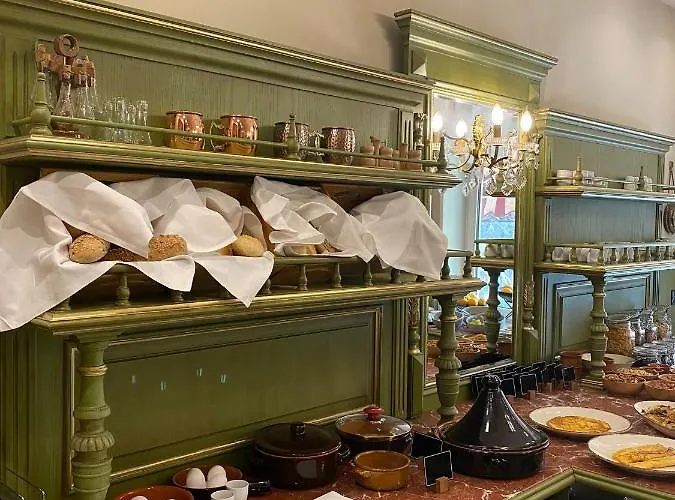 Ebel Boutique تيرانا